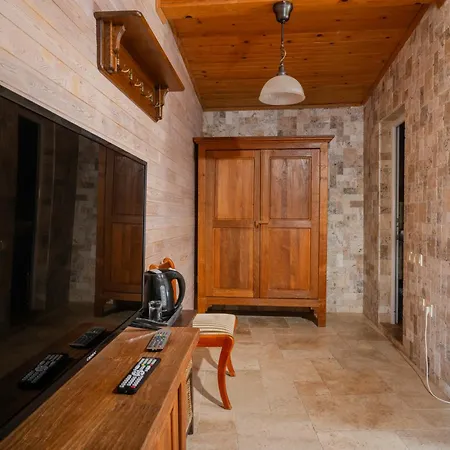 Anchor シネモレツ